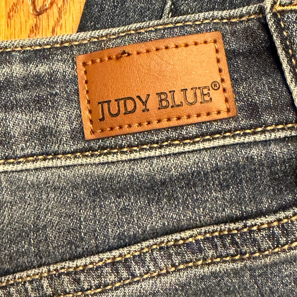 Judy Blue Boyfriend fit Denim Jeans sz 13/31